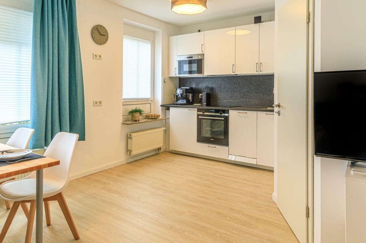 High-Quality Apartments Near Residence - Parking Space Würzburg Eksteriør bilde